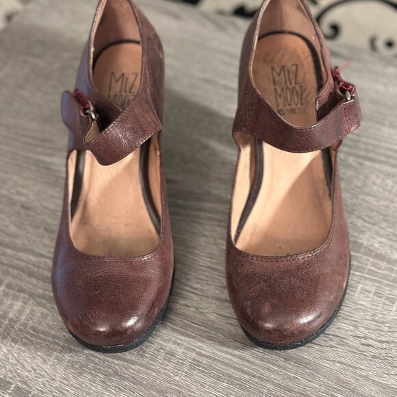 Miz Mooz Brown Leather Mary Jane Heels – Size 6 | Vintage Boho Style - Picture 3 of 6